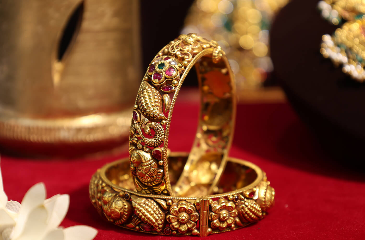 Royal Bridal Choker