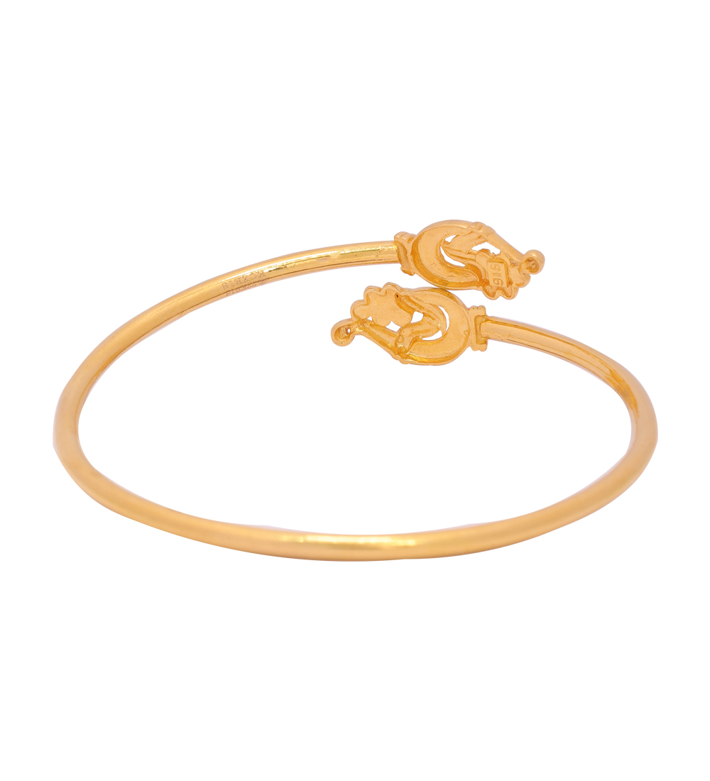 Regal Glow 22K Gold Bracelet