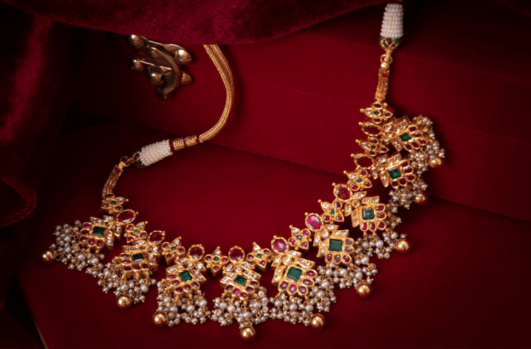 The Art of Grandeur: Discover Heritage Elegance at SS Jewels