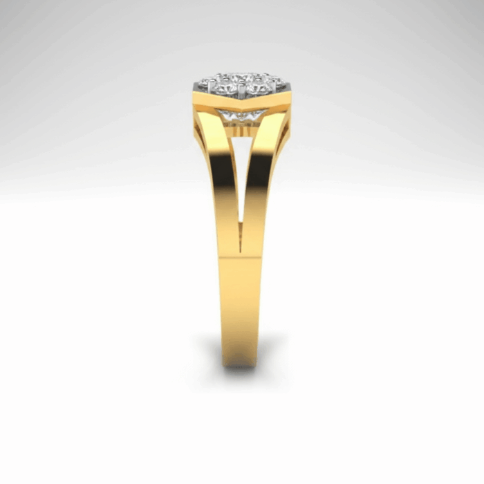 Majestic Cluster 18Kt Diamond Ring (DR-5590)